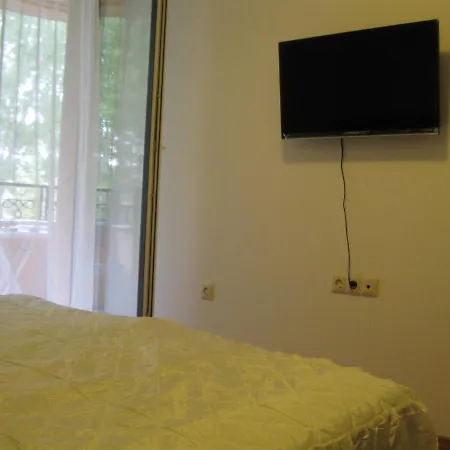 Aphrodite Roce Apartmán *